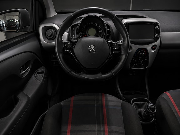 Peugeot 108 22 of 30