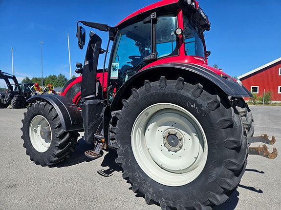 Valtra T235D 2021, kr 949 000,-