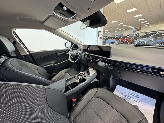 Kia EV6 14 of 23