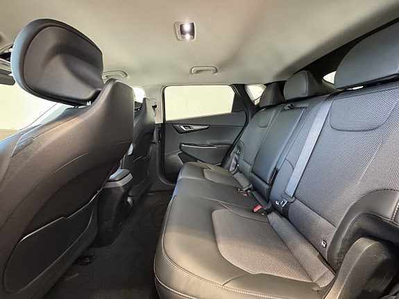 Kia EV6 10 of 23