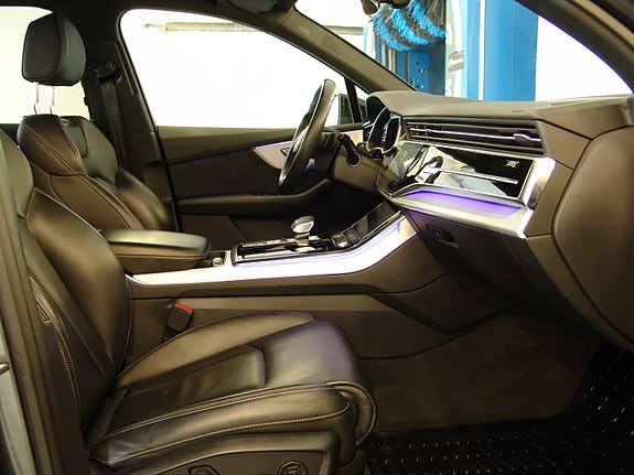 Audi Q7 5 of 5