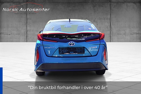 Toyota Prius 6 of 30