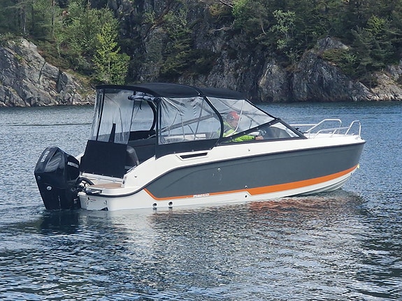 BM-147 Uttern D65 m Mercury 225 hk. Kun 105 t. Velholdt. Vinterlagret Høst pris. 18 of 30