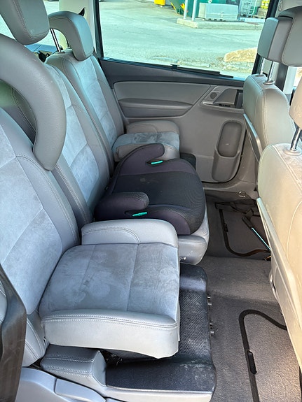 Volkswagen Sharan 8 of 18