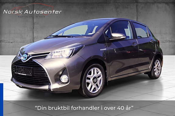 Toyota Yaris 3 of 30
