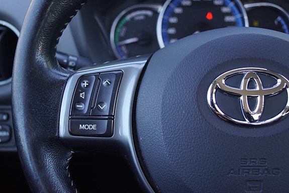 Toyota Yaris 19 of 30