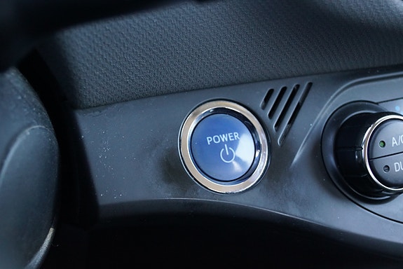 Toyota Yaris 22 of 30