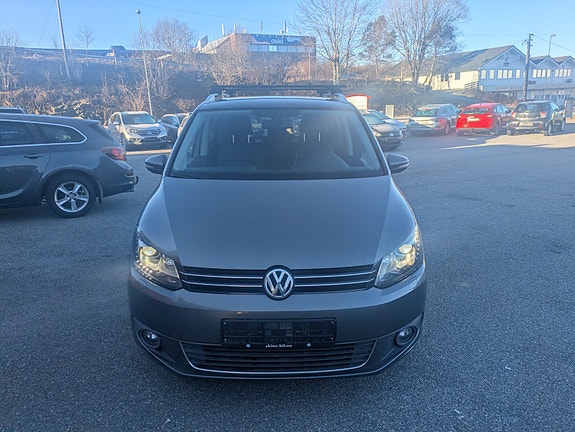 Volkswagen Touran 7 of 27