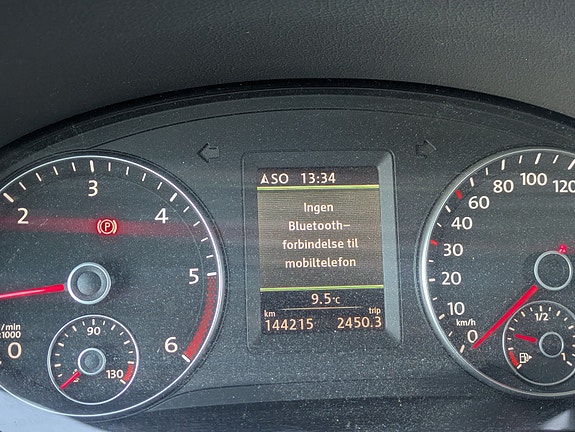 Volkswagen Touran 9 of 27