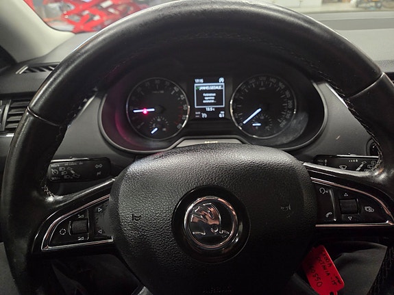 Skoda Octavia 10 of 20