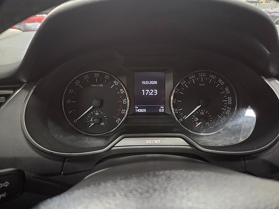 Skoda Octavia 11 of 20