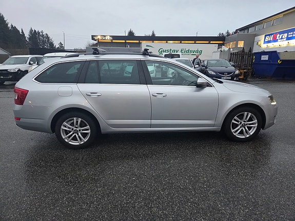 Skoda Octavia 2 of 20