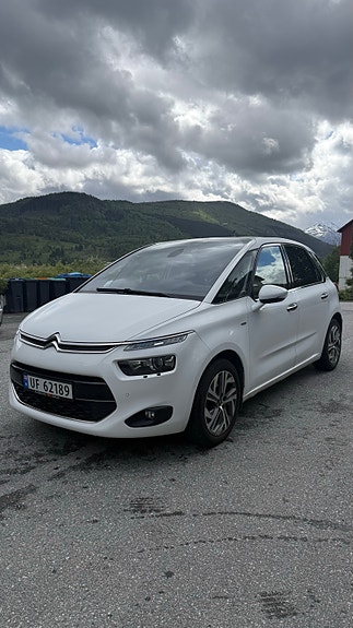 Citroen C4 Picasso 4 of 5