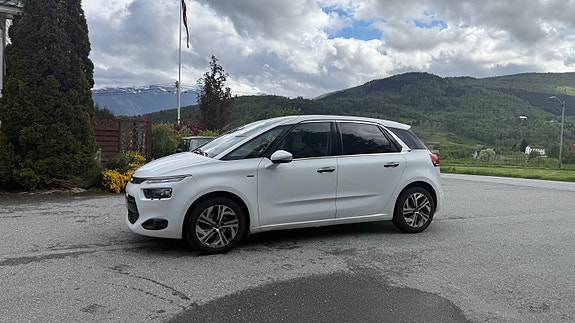 Citroen C4 Picasso 5 of 5