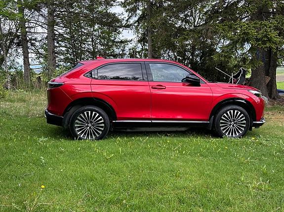Honda e:Ny1 2 of 5