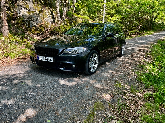 BMW 520d 3 of 13