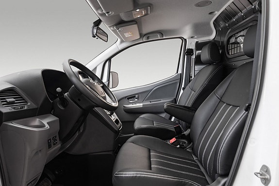 BYD T3 10 of 19