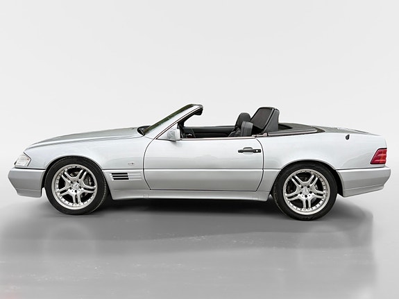 Mercedes-Benz SL300 3 of 5
