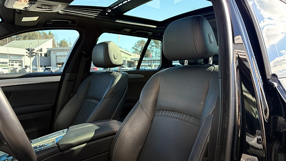 BMW M550d 30 of 30