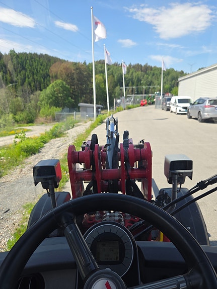 Weidemann 2080LP 13 of 14