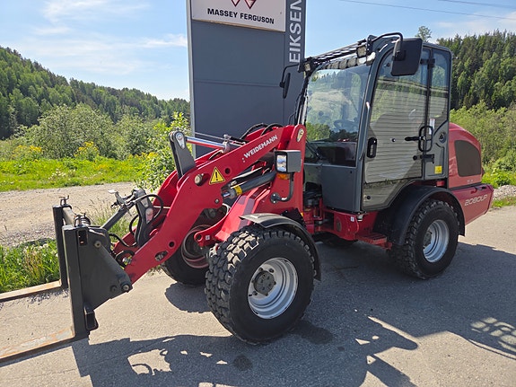 Weidemann 2080LP 3 of 14