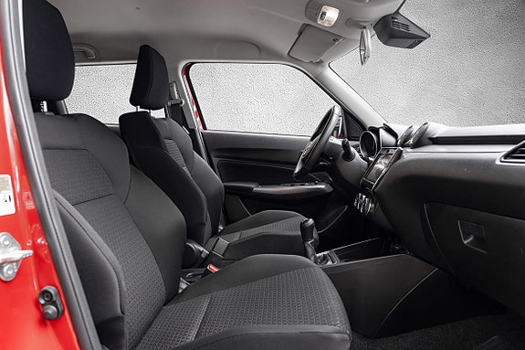 Suzuki Swift 12 of 24