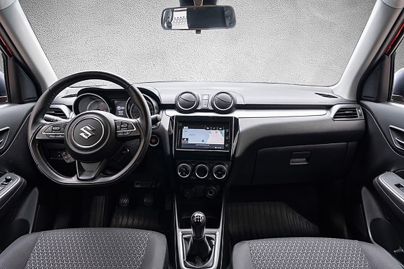 Suzuki Swift 17 of 24