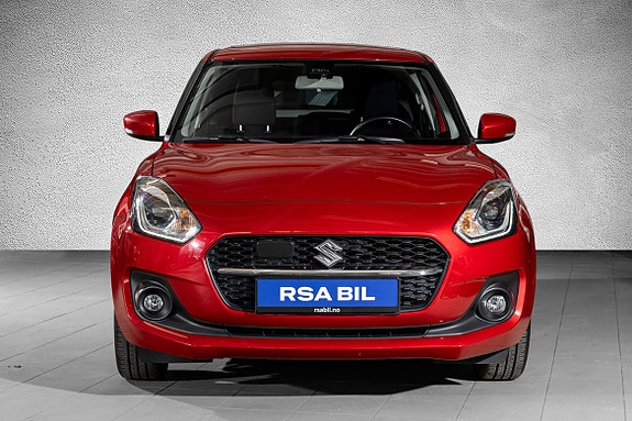 Suzuki Swift 3 of 5