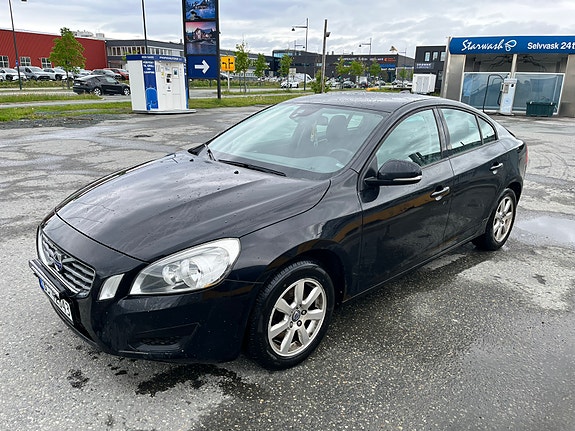 Volvo S60 5 of 21
