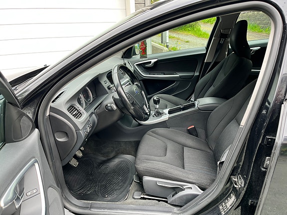 Volvo S60 19 of 21