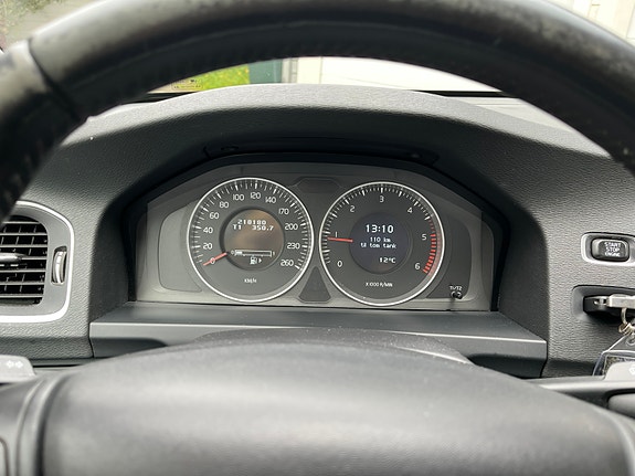 Volvo S60 13 of 21