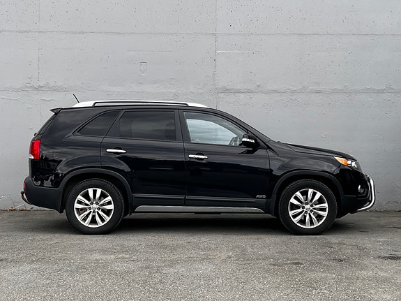 Kia Sorento 8 of 24