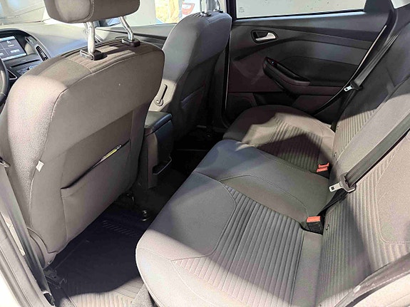 Ford Focus 18 of 23
