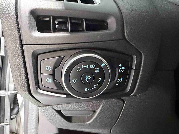 Ford Focus 15 of 23