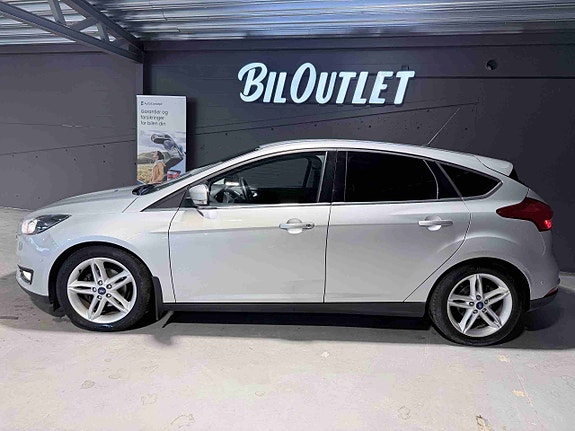Ford Focus 8 of 23