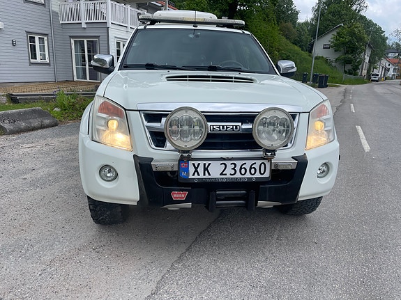 Isuzu D-max 2 of 5