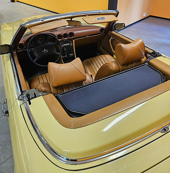 Mercedes-Benz SL 5 of 5