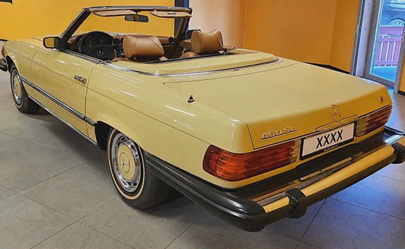 Mercedes-Benz SL 3 of 5