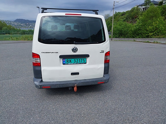 Volkswagen Transporter 2 of 5