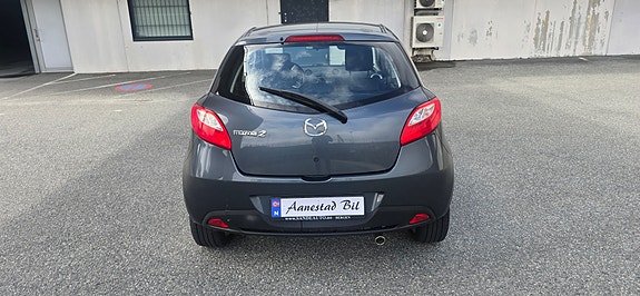 Mazda 2 5 of 5