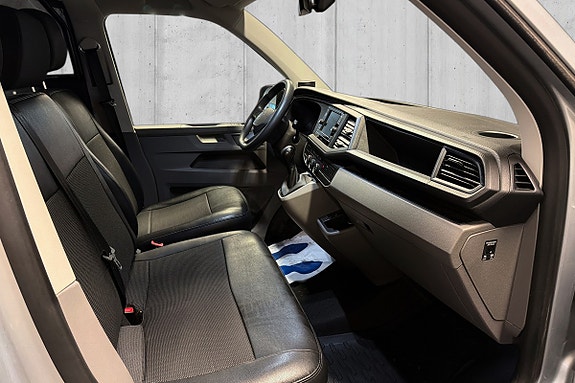 Volkswagen Transporter 12 of 18