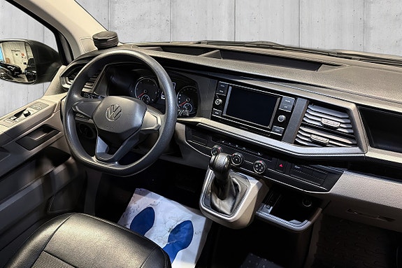 Volkswagen Transporter 10 of 18