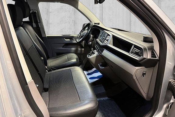 Volkswagen Transporter 13 of 22