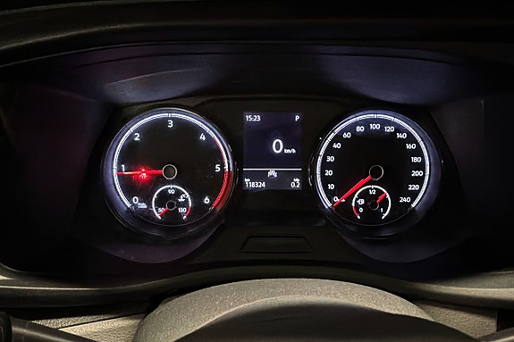 Volkswagen Transporter 15 of 22