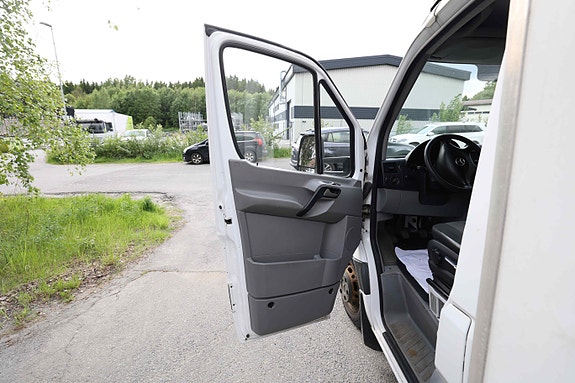 Mercedes-Benz Sprinter-Klasse 7 of 15