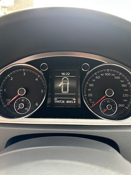 Volkswagen Passat Alltrack 16 of 28
