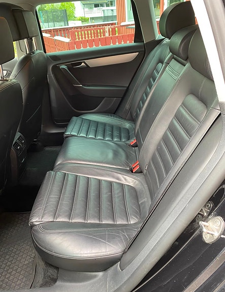 Volkswagen Passat Alltrack 14 of 28
