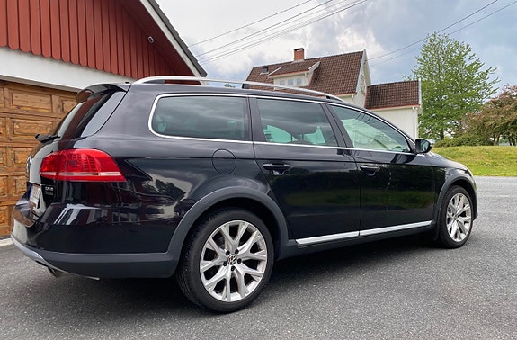 Volkswagen Passat Alltrack 7 of 28