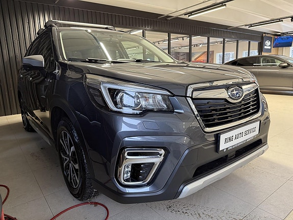 Subaru Forester 3 of 5