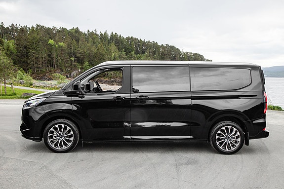 Ford E-Tourneo Custom 340 L2 4 of 5